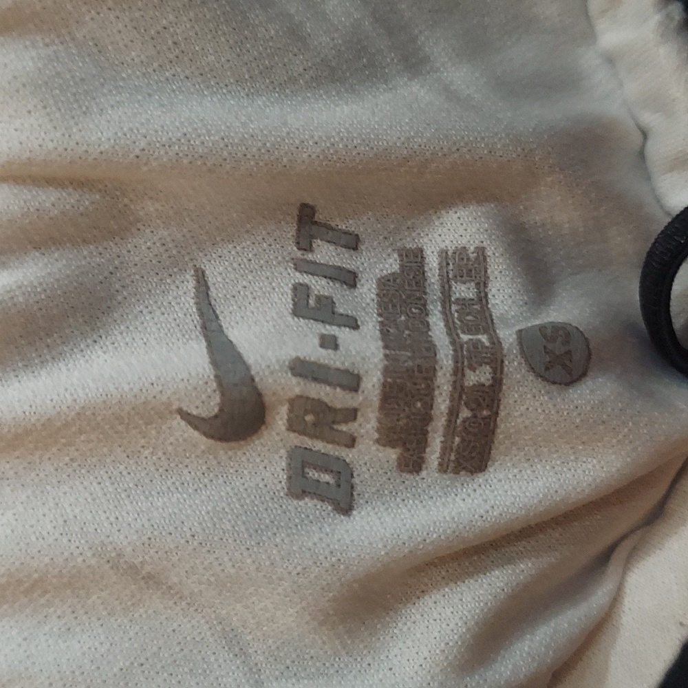 Nike dryfit Shorts Women's Size XS - Picture 4 of 4